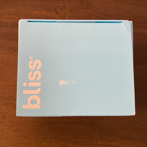 Bliss Poetic Waxing Straight-From-The-Spa Hair Removal Kit - Picture 6 of 6